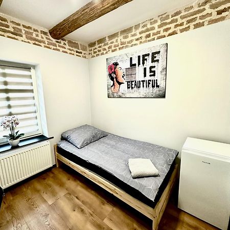 Apartamento Marianowka Legnica Exterior foto