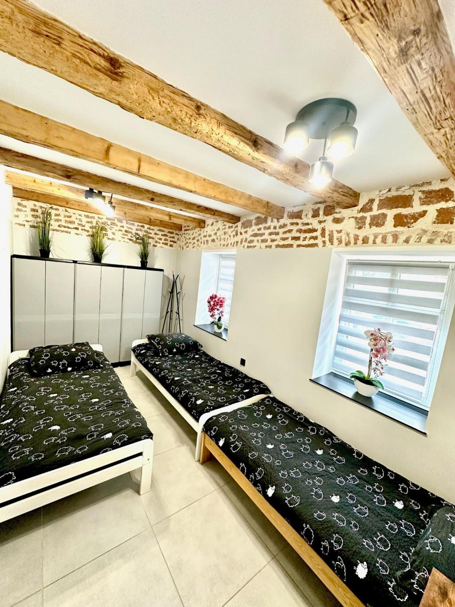 Apartamento Marianowka Legnica Exterior foto